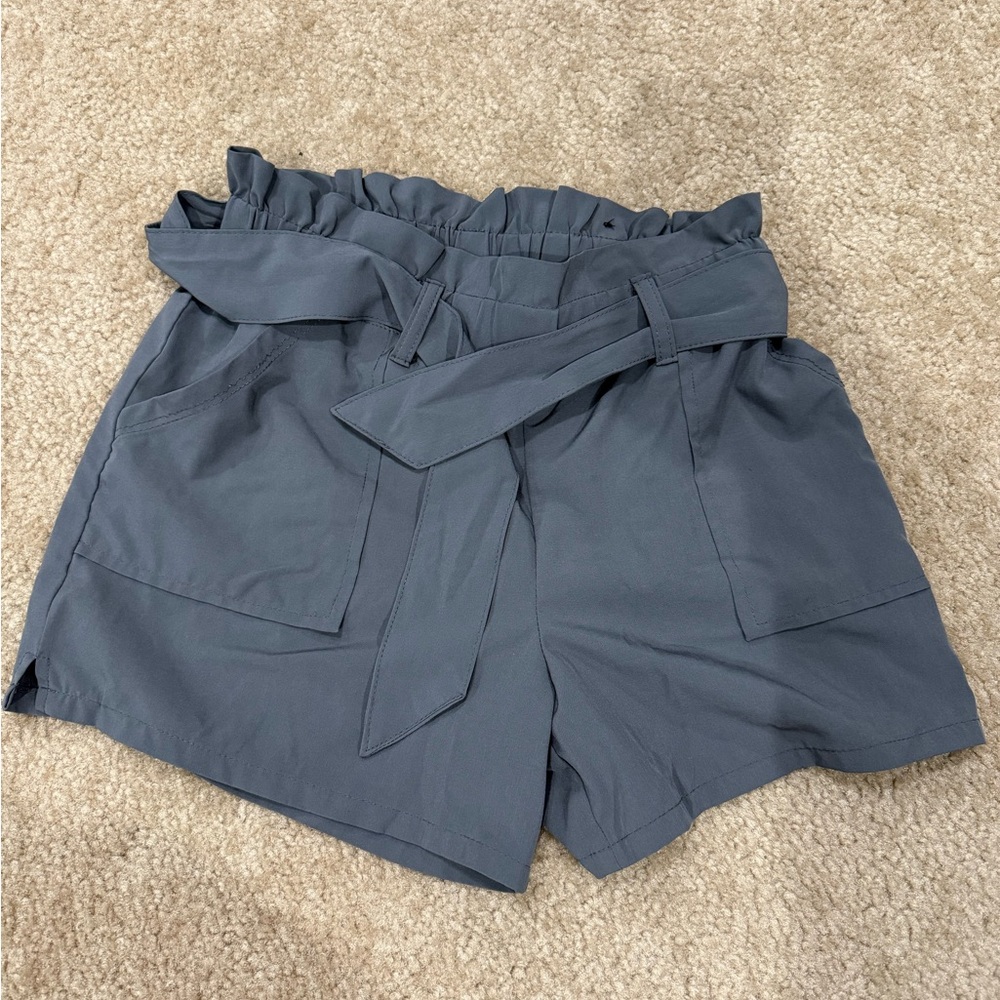 Stylish Gray girls Shorts